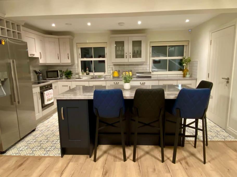 Modern Family Home แคสเซิล ไอส์แลนด์ ภายนอก รูปภาพ