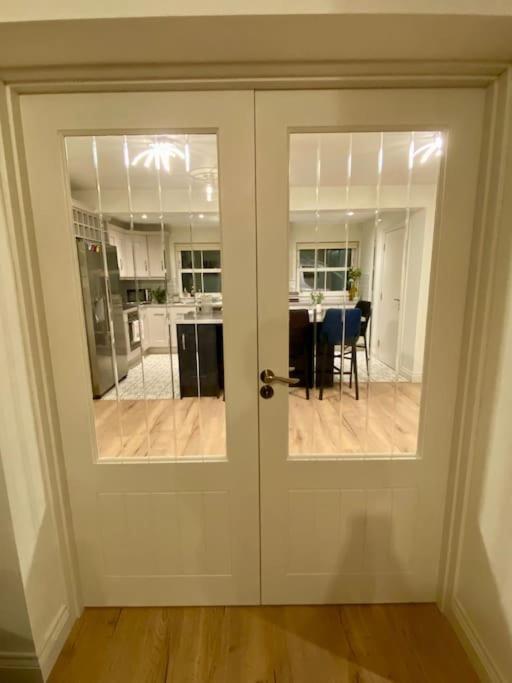 Modern Family Home แคสเซิล ไอส์แลนด์ ภายนอก รูปภาพ